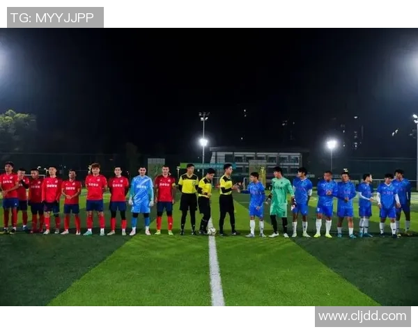 成都足球队的华丽转身精英赛背后的转型与挑战解析